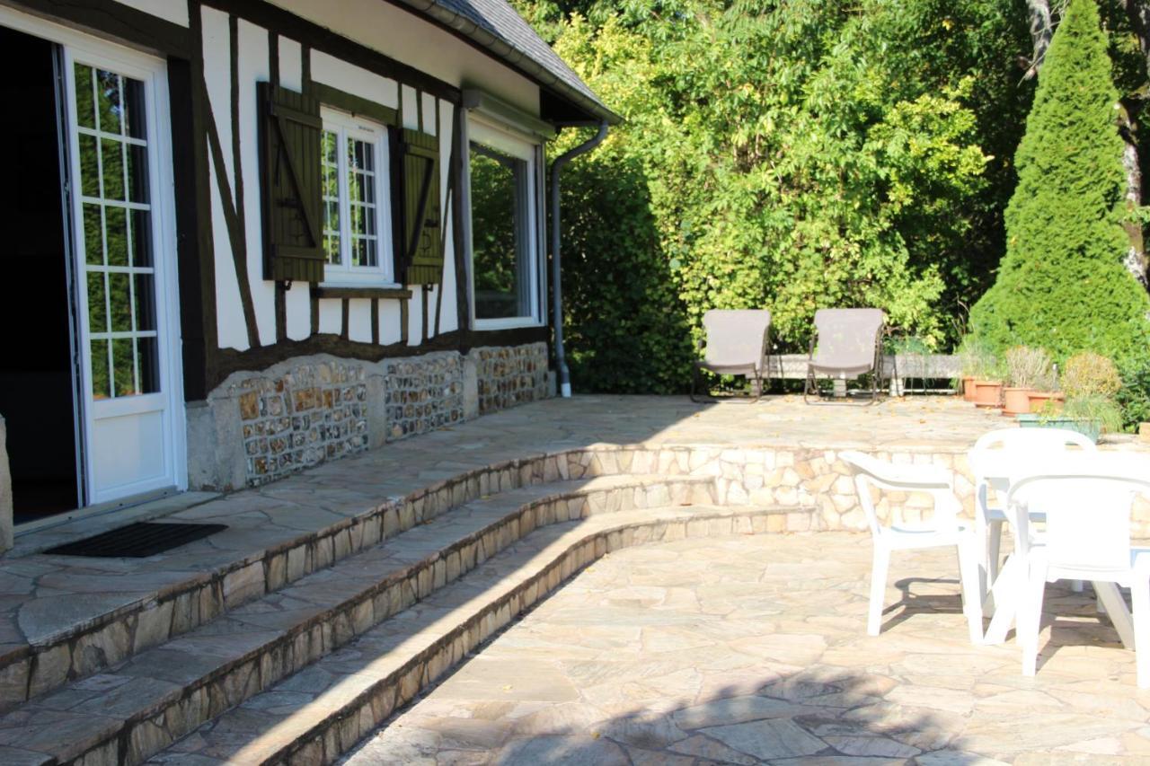 Pre Le Duc Villa Broglie Luaran gambar